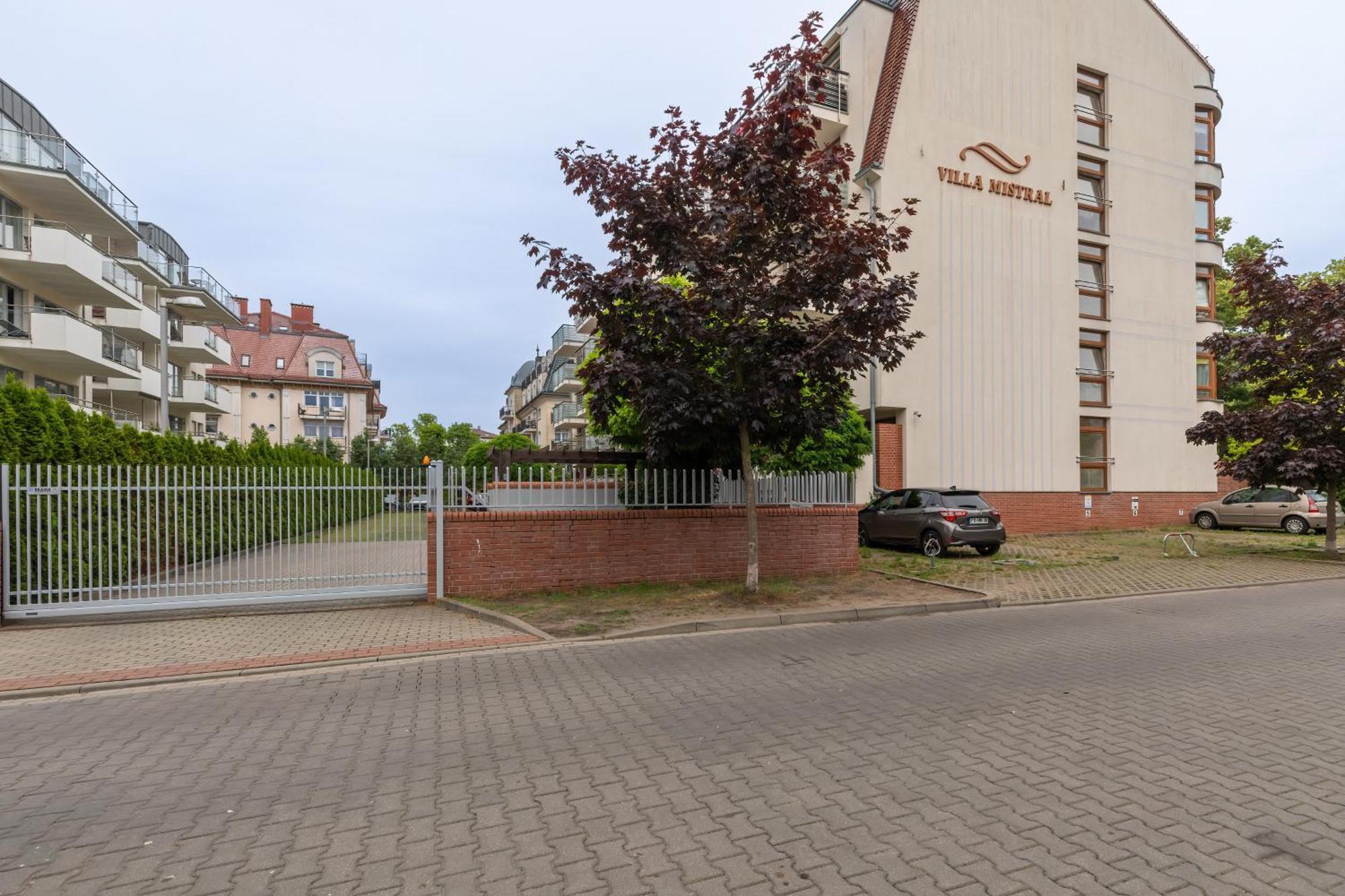 Apartamenty Przy Promenadzie Villa Mistral II By Noclegi Renters Свіноуйсьце Екстер'єр фото